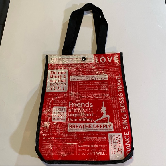 lululemon athletica Handbags - Lululemon Tote bag small, GUC, 9” wide, 11 1/2” high,,4” wide, 7 1/2” drop, snap
